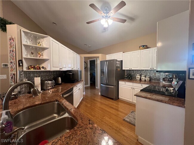 Building Photo - 975 Partridge Cir Unit 202