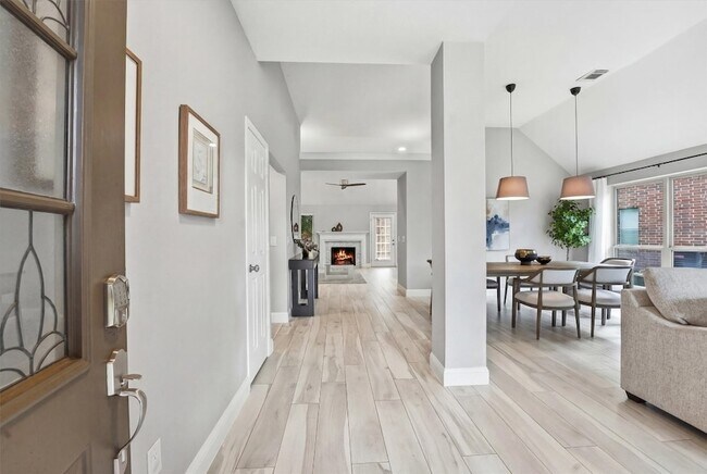 Photo - 179 N Dreamweaver Cir