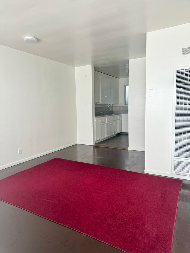 Building Photo - 13429 Beach Ave Unit 13429 Rental