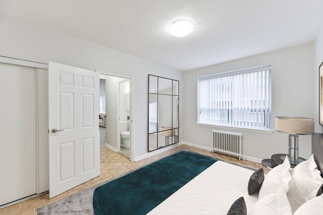 Photo - 149 St George St Unit 00205