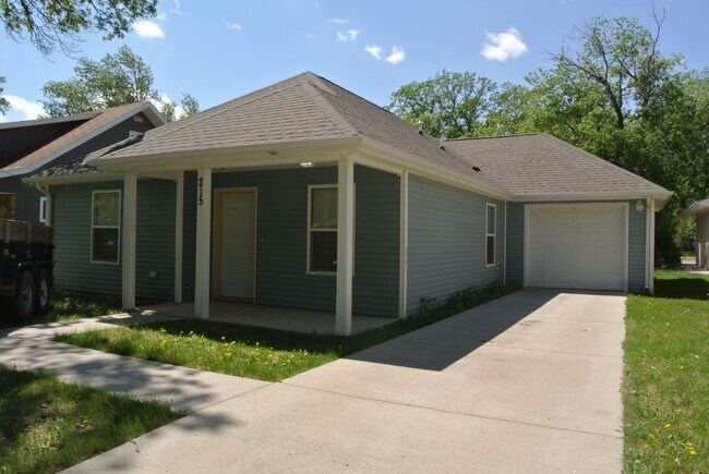 Single Family Home - Single Family Home