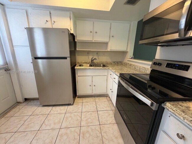 Photo - 1333 E Hallandale Beach Blvd Unit 119