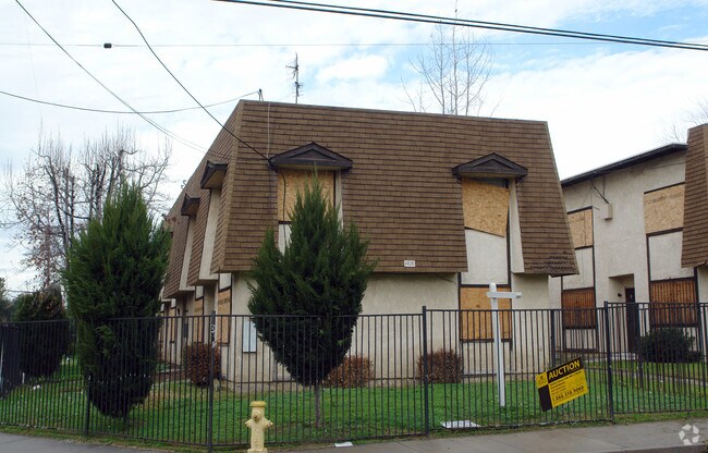 Photo - 1406 Sepulveda Ave