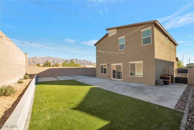 Photo - 7957 Rachelis St