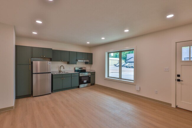 Photo - Modern Remodel with Designer Finishes | All Utilities Included Unit 17