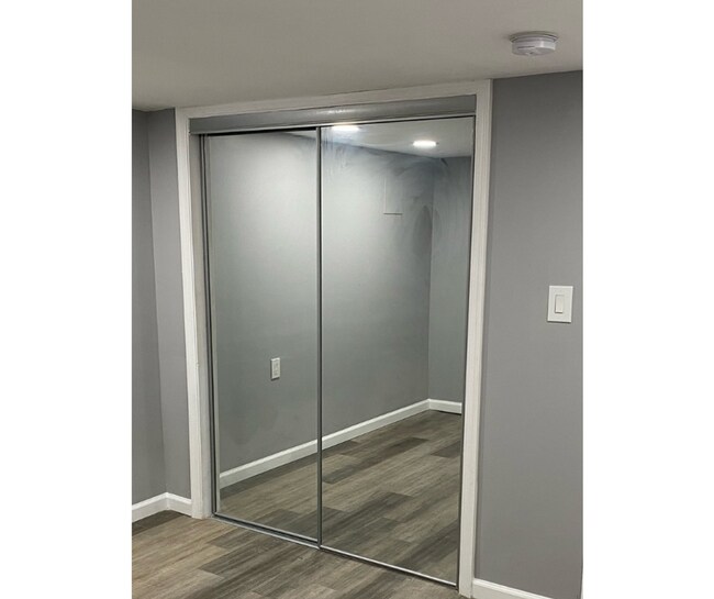 Photo - 6 S Franklintown Rd Unit 3D Available $650 3D