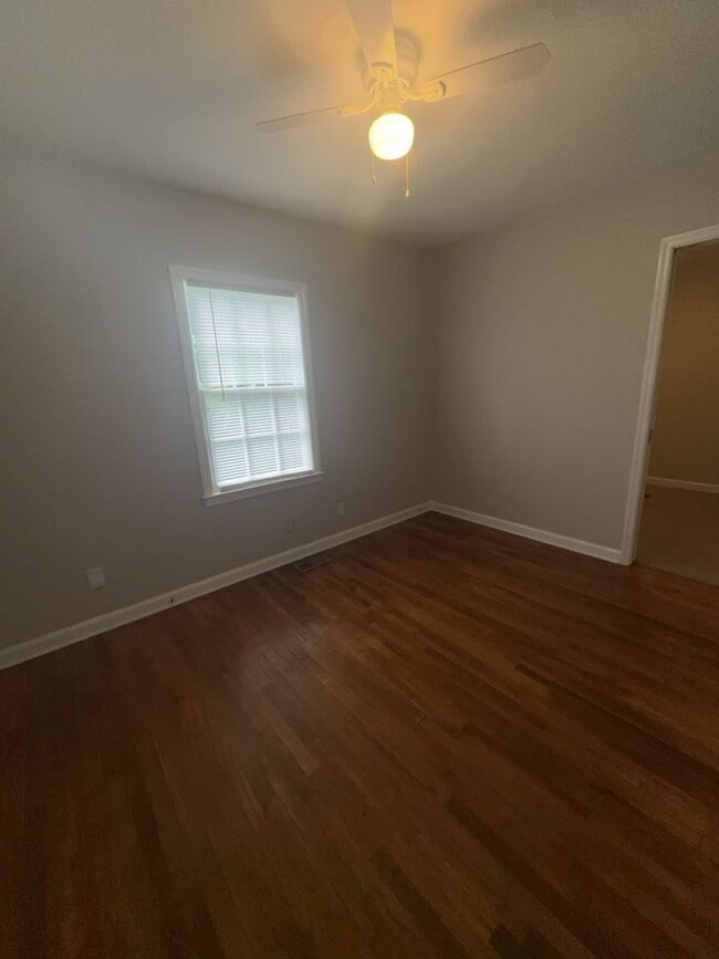 Photo - 3111 Avon Dr
