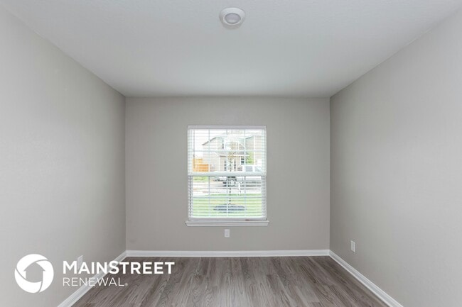 Photo - 3155 Begonia Bend