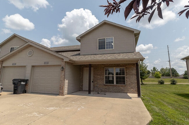 Building Photo - 4016 Snowy Owl Dr