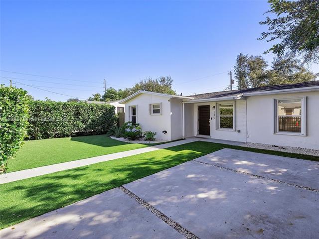 Photo - 340 NW 45th St