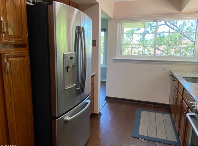 Photo - 8 Dunbar Ct