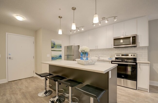 Photo - 250 Oakland Avenue