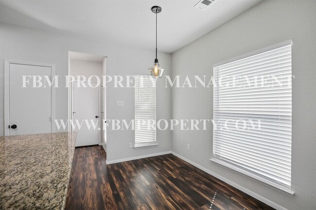 Photo - 820 Rose St Unit B