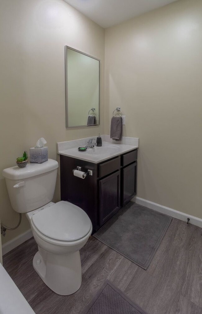 Photo - 108 W 6th St Unit A