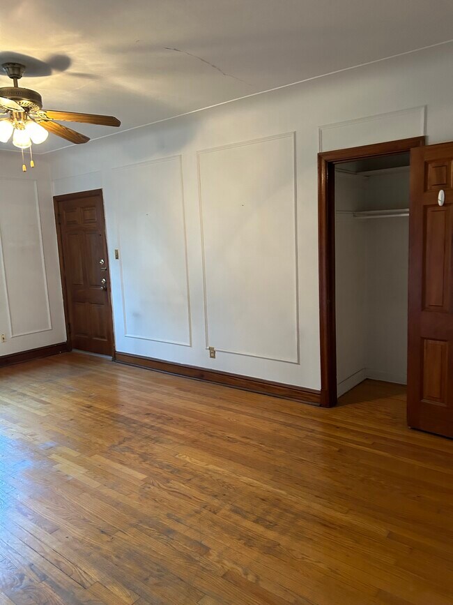 7047 Tulane Ave Apartments University City, MO