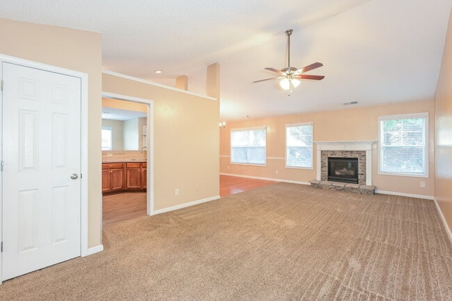 Photo - 3733 Plymouth Rock Drive