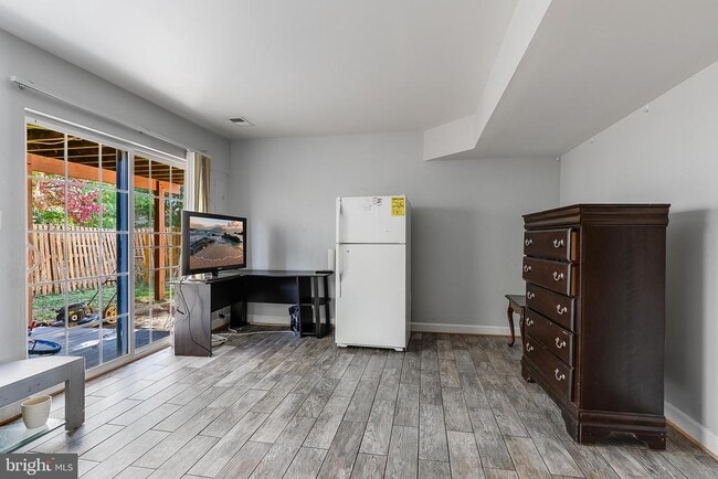 Photo - 8265 Glade Bank Dr