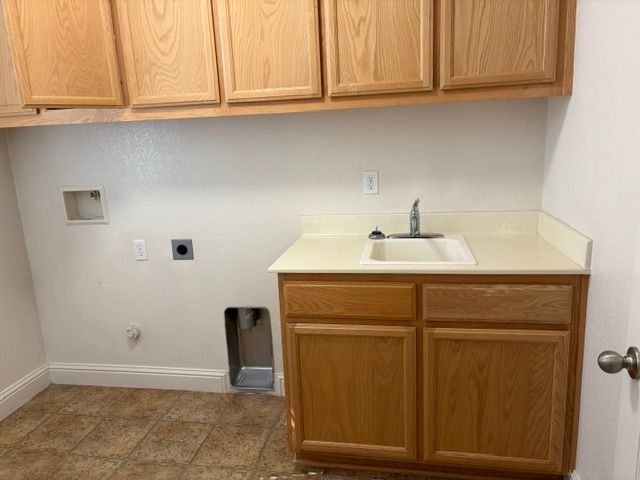 2561 Cottage Pointe Dr