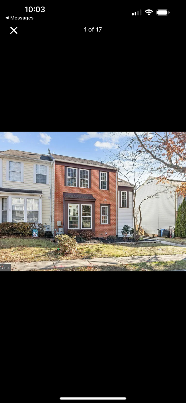 Photo - 706 Farnham Pl Townhome