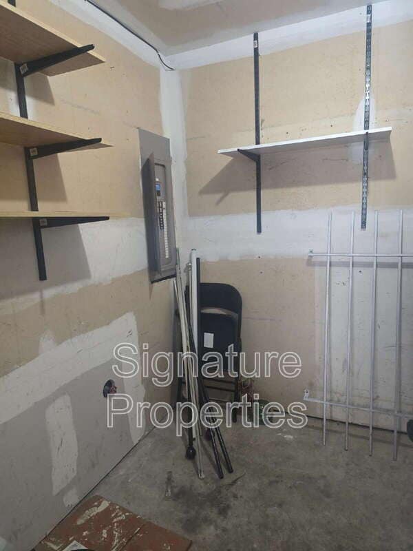 Photo - 2304 La Jolla Ct