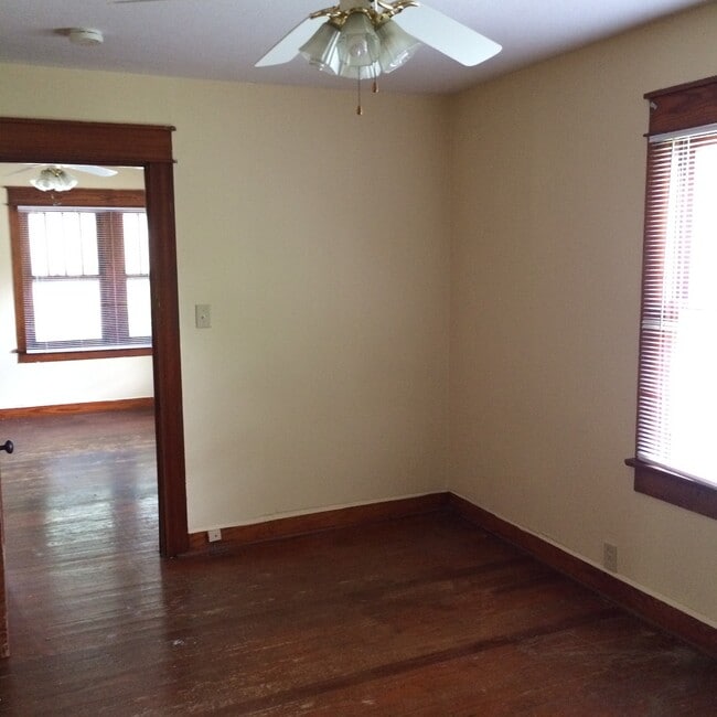 Photo - 213 S Clark St Unit 1