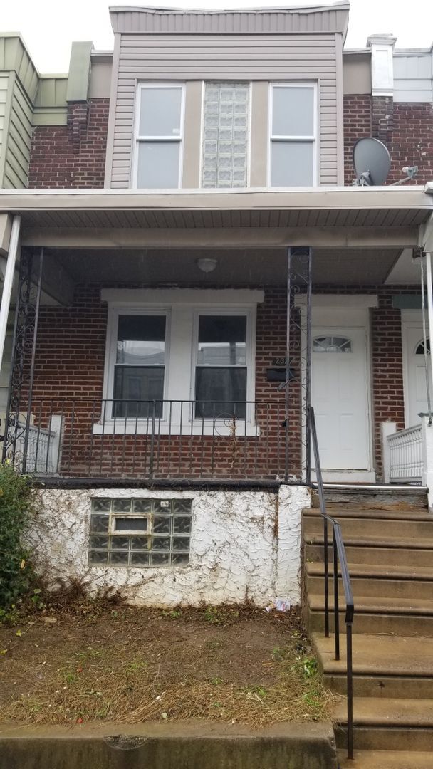 Photo - 232 Garrett St