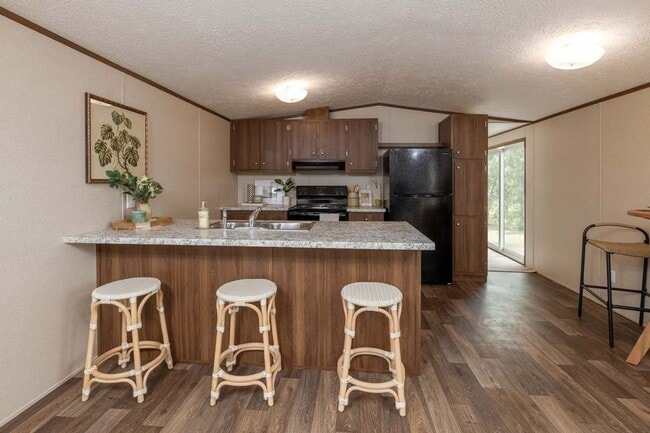 Photo - My- 88 Unit Lot C