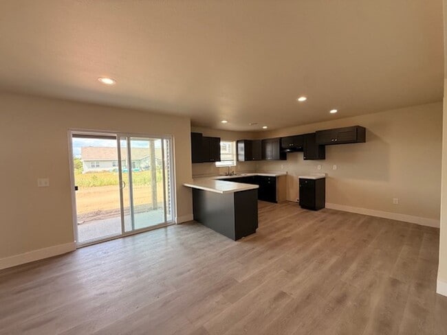 Photo - Brand New 3 Bedroom Duplex