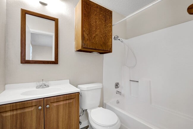 Photo - 7204 Hardesty