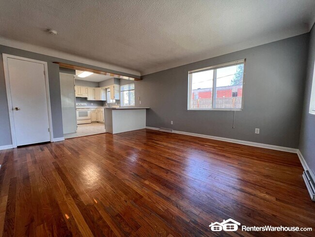 Photo - 802 SW 3rd St