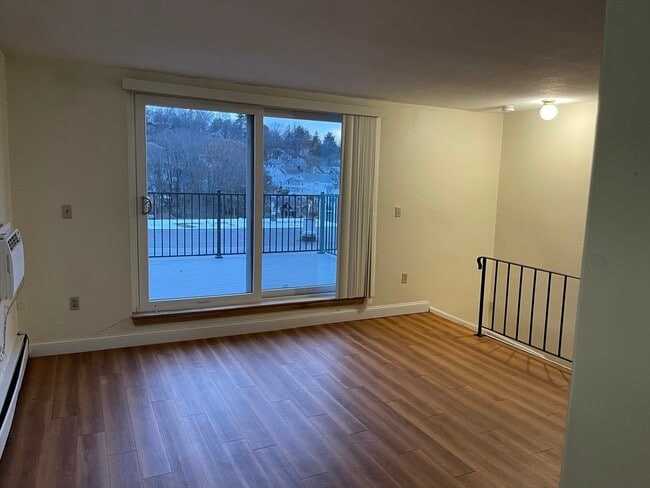 Building Photo - 109-111 Tremont St Unit 614