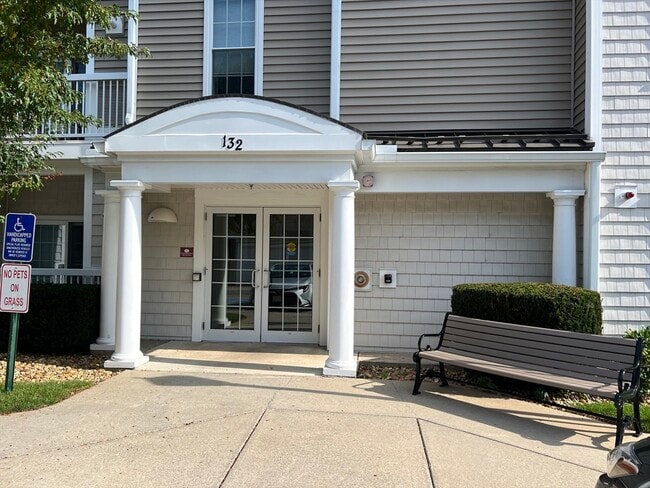 Building Photo - 132 Clocktower Dr Unit 105 Rental