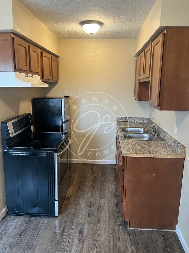 Photo - Clean & Affordable 2-Bedroom – Move-In Ready – East Toledo Unidad #6