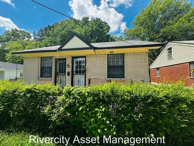 Building Photo - 949 Brower St Rental