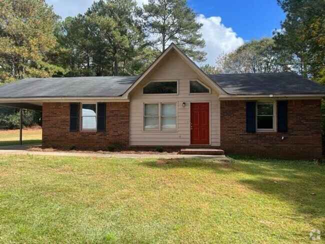 Building Photo - Charming 3 Bedroom 2 Bath Home