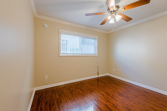 Bedroom #1 w/ Ceiling Fan