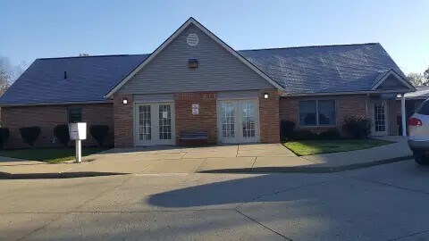 Photo - 679 S Main St