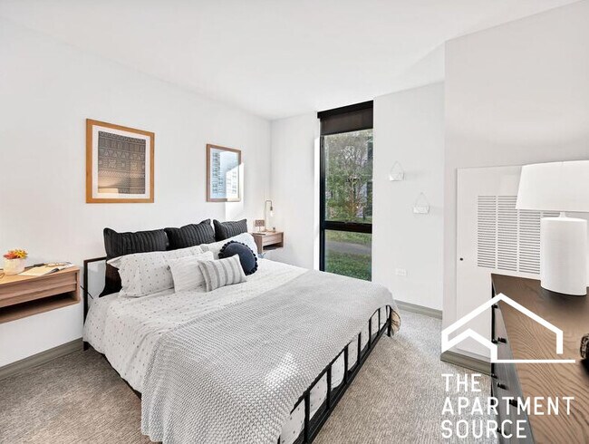 Photo - 2155 N Elston Ave Unit 3 BEDROOMS