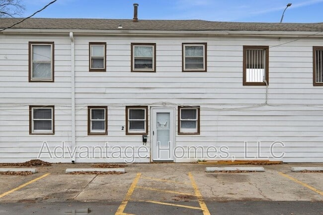 Building Photo - 1015 N Scott Ave Unit building 5- Front