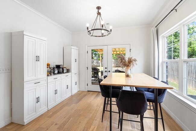 Photo - 1410 Park St