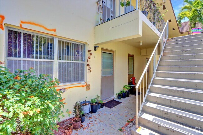 Building Photo - 260 NW 19th St Unit 1 Rental