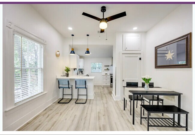 Photo - 125 Leigh St