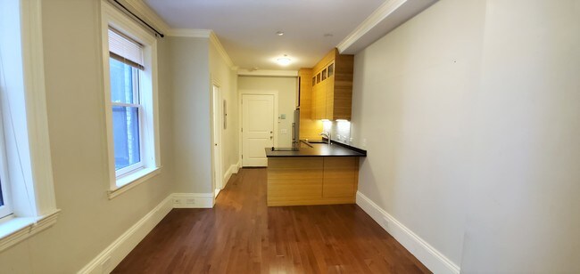 Photo - 98 Myrtle St Unit 4