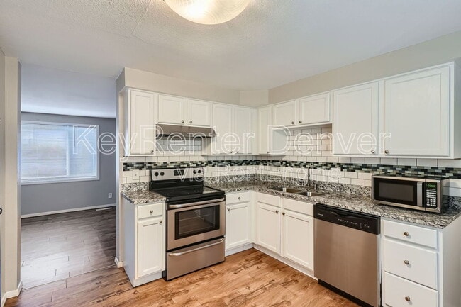 Photo - 2445 Lawrence St Unit B