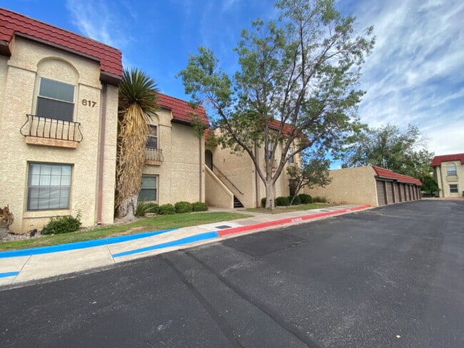 Photo - 1BR/1Bath Condo w/Single Car Garage