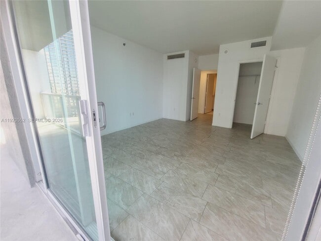 Photo - 500 Brickell Ave Unit 2608