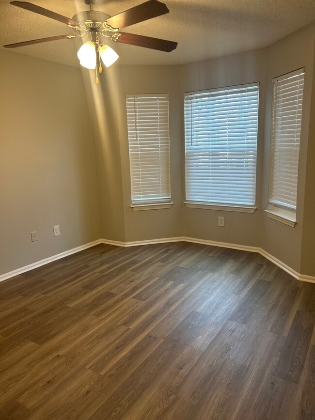 Building Photo - Ashley Woods Apartment Homes