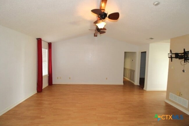 Photo - 1110 Timmons Dr