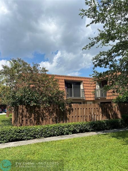 Photo - 4101 Wimbledon Dr Townhome
