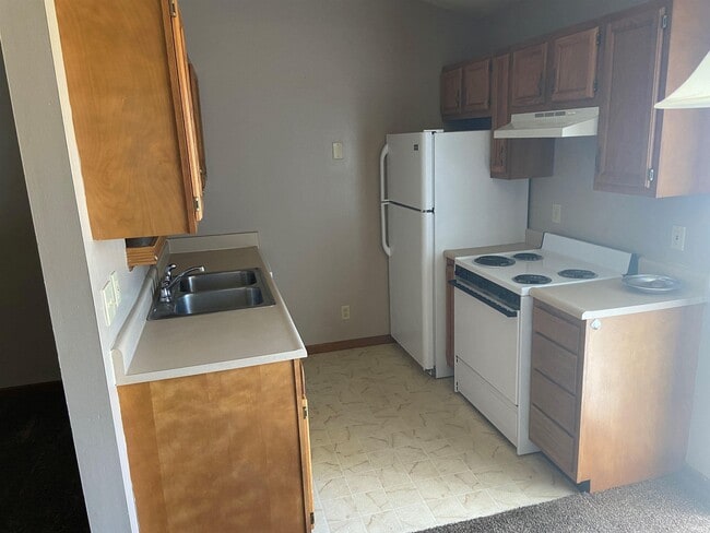 Photo - 2835 Plaza Ln